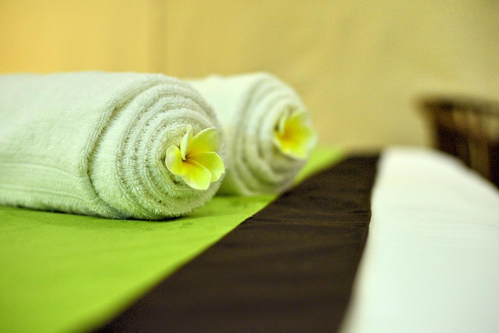 Hotel Athgira ウダワラウェ エクステリア 写真